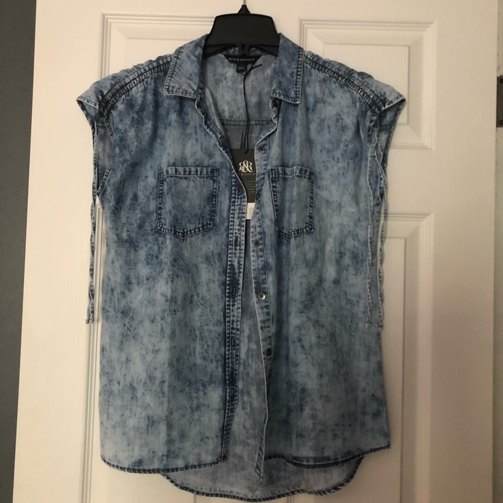 Rock and Republic button up shirt